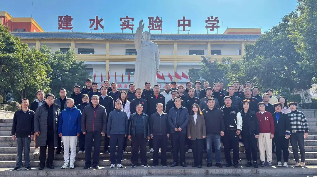 业余篮球爱好者如何通过集训提升技能?_2
